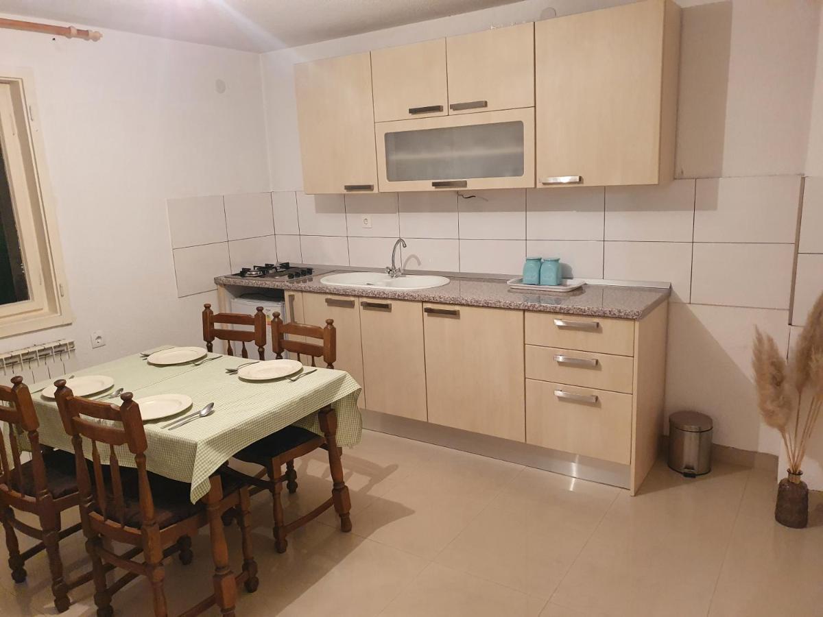 Apartman Luka Apartman Sinj Kültér fotó